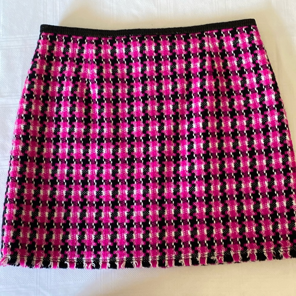 Marc Jacob’s, Size 8 Wool w Leather trim  mini skirt